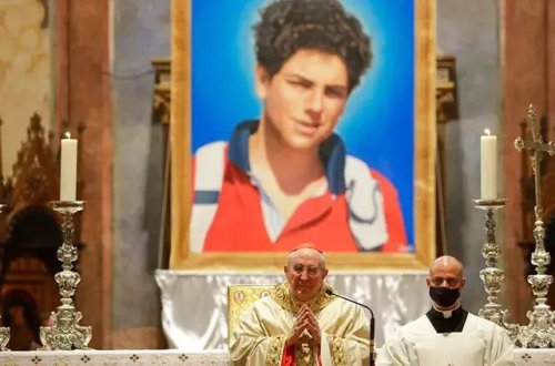 15 yaşında dünyasını dəyişən Karlo Akutis 