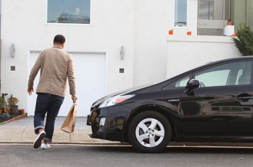 Kuryer xidməti üçün də ili təzə avtomobil olmalıdır? (VİDEO)