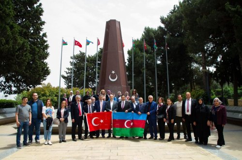 “YAŞAT” Fondunun dəvəti ilə türkiyəli şəhid ailə üzvləri Bakıda