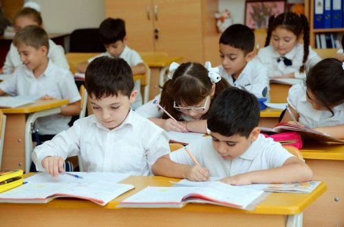 Şagird yerdəyişməsi müvəqqəti dayandırılır