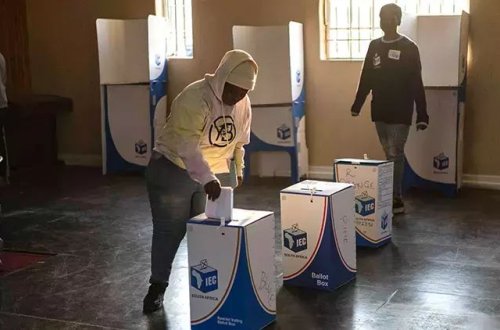 Cənubi Afrikada ümumi seçkilər keçirilir