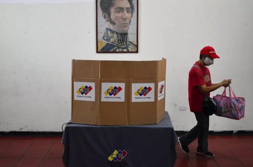 Venesuela seçkiləri müşahidə etmək üçün Avropa İttifaqına dəvəti ləğv etdi