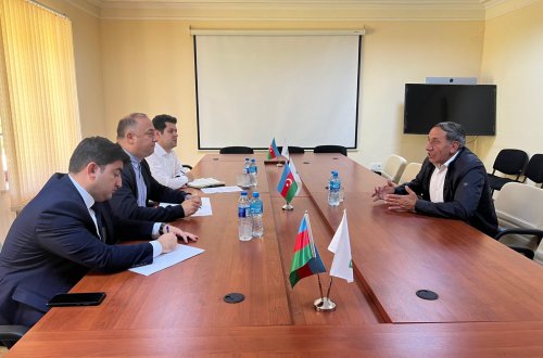 Kənd Təsərrüfatı Nazirliyinin Aparat rəhbəri Azad Cəfərli Daşkəsəndə vətəndaşları qəbul edib, təsərrüfatlara başa çəkib