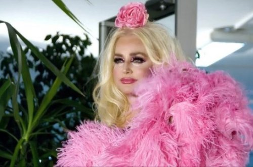 66 yaşlı aktrisa ana olacaq