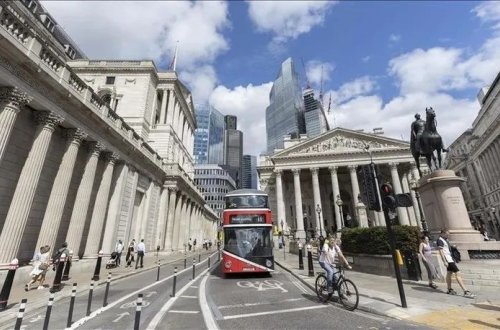 İngiltərədə inflyasiya gözləntiləri azalıb