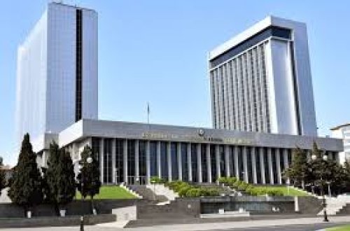 Növbədənkənar SEÇKİ: Yeni parlamentdə hansı deputatları təkrar görmək istərdiniz? – SORĞU