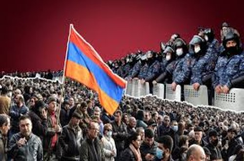 Ermənistanda mitinqə gedənləri işdən çıxarmaqla hədələdilər