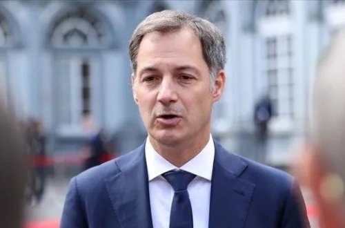 Belçikanın baş naziri Kroo istefa verəcəyini açıqlayıb