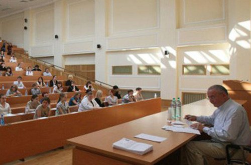 Universitetlərə qəbul planının sayı açıqlandı