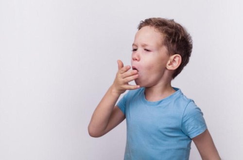 Azərbaycanda xəstəlik yayıldı: Uşaqlar 6 ay öskürür