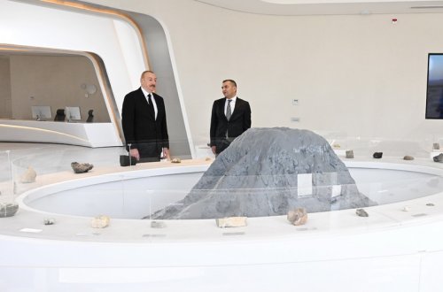 İlham Əliyev Palçıq Vulkanları Turizm Kompleksinin açılışında iştirak edib