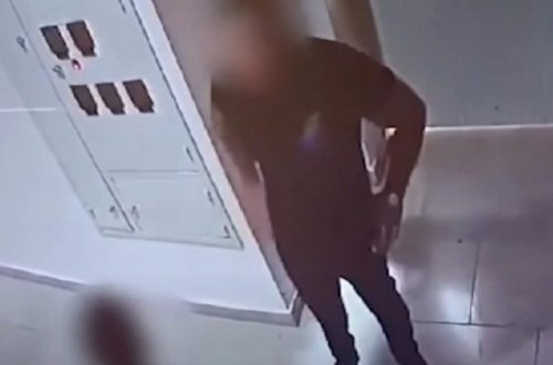 Bakıda müəmmalı hadisə: Axşamlar qapıları döyür - İnsanlar təşvişdə (VİDEO)