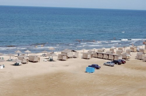 Çimərliyə gedənlərə XƏBƏRDARLIQ: Baş verən zəlzələlər çökəkliklər yaradıb - VİDEO