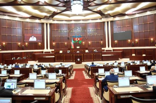 Milli Məclis Azərbaycanla İordaniya arasında müdafiə sahəsində əməkdaşlığa dair sazişi ratifikasiya edib