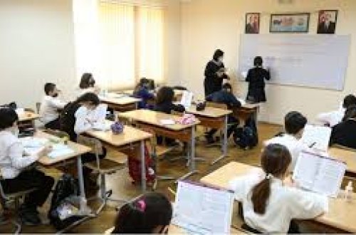 Ötən il oxuyub yazmaqda çətinlik çəkən şagirdlərin sayı açıqlanıb
