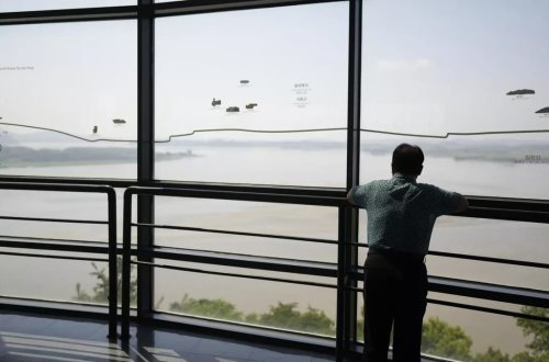 Şimali Koreya Cənubi Koreyaya 250 yeni balon göndərib