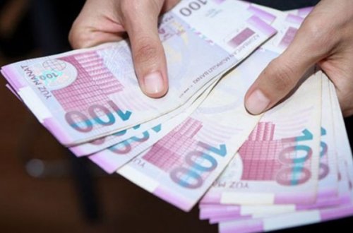 Azərbaycanda bu şəxslərin maaşı ARTIRILDI