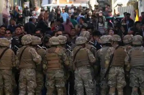 Boliviyada dövlət çevrilişi cəhdinin qarşısı alındı