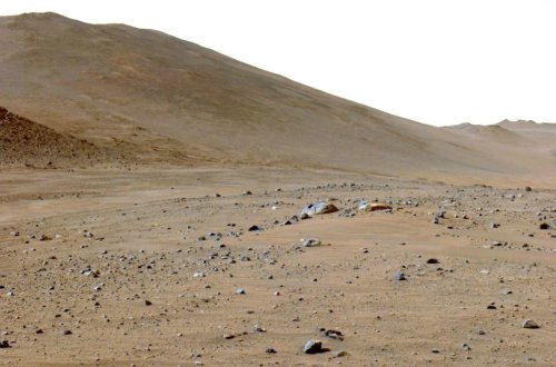 NASA Marsda heç vaxt görülməmiş qaya tapdı