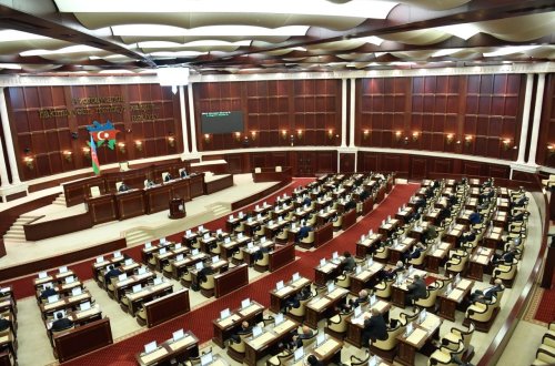 VI çağırış Milli Məclis işini yekunlaşdırıb