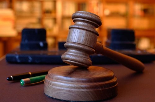 Boliviya məhkəməsi üsyançı generalları həbsxanaya göndərib