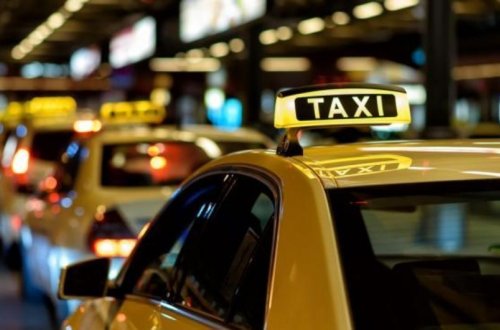 Bu gündən taksi fəaliyyətinə icazə üçün yeni tələblər qüvvəyə minib