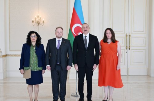 Prezident Kanadanın yeni təyin olunmuş səfirinin etimadnaməsini qəbul edib - FOTO