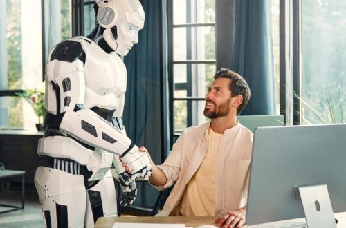 Yaponlar canlı dərisi olan robot hazırladı