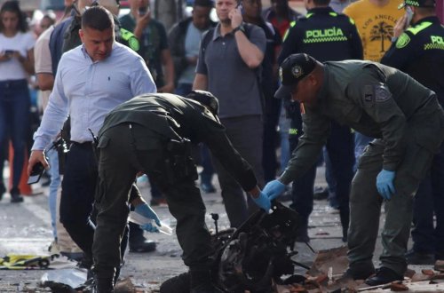 Kolumbiyada əsgərlərə silahlı hücum: 6 ÖLÜ VAR