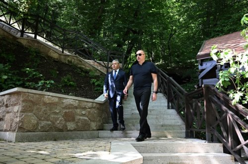 Prezident Şuşada “İsa bulağı” istirahət kompleksinin açılışında iştirak edib - YENİLƏNİB