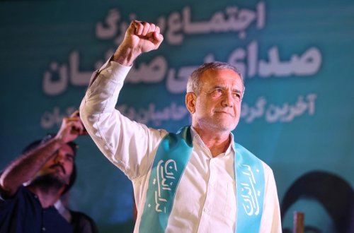 Pezeşkian İranda keçirilən prezident seçkilərində qalib gəlib