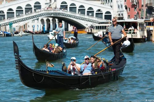 Giriş haqqı Venesiyaya 2,2 milyon avro qazandırdı