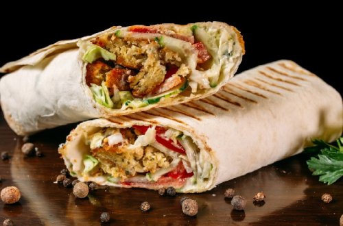 Moskvada miqrantlar şaurmadan kütləvi şəkildə zəhərləndilər