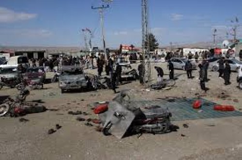 Pakistanda terror olub: Ölən və yaralanan hərbçilər var