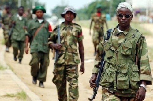 Konqoda ordu düşərgəsinə hücumda ölənlərin sayı 72 nəfərə çatıb