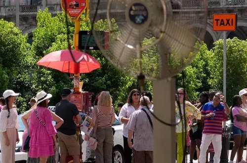 İtaliyada həddindən artıq istilər nəticəsində 4 nəfər ölüb