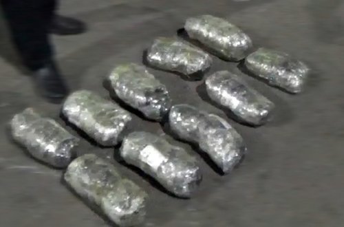 Narkokuryerliyə cəlb olunmaqda şübhəli bilinən şəxslərdən 26 kiloqram marixuana aşkarlanıb