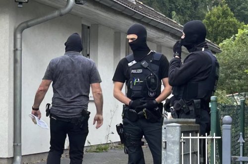 Almaniyada sağçı media şirkəti bağlanıldı