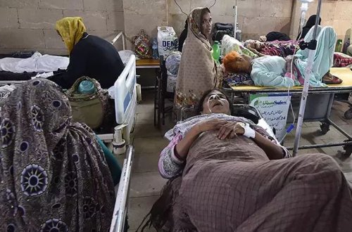 Pakistanda istidən ölənlərin sayı 580-ə çatıb