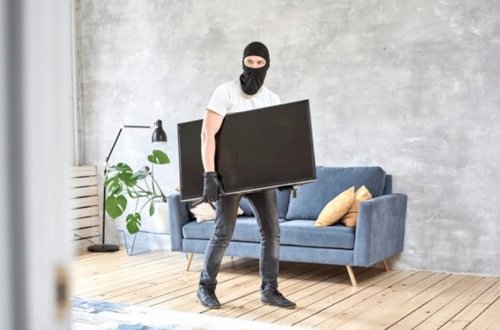 Bakıda hoteldə oğurluq olub, işçi saxlanılıb