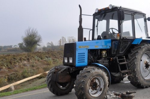 Cəlilabad sakini ehtiyatsızlıqdan tanışını traktorla vuraraq öldürüb