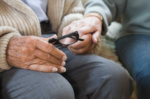 Yaşı 100 və 100-dən çox olan pensiyaçıların sayı açıqlanıb