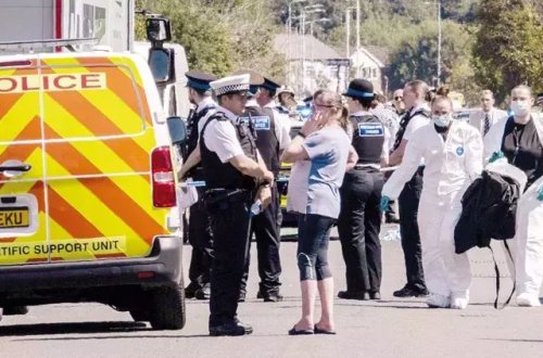 İngiltərədə bıçaqlı hücum: 2 ÖLÜ