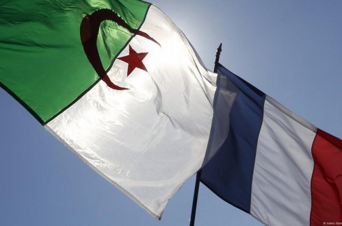 Əlcəzair Fransadakı səfirini geri çağırıb