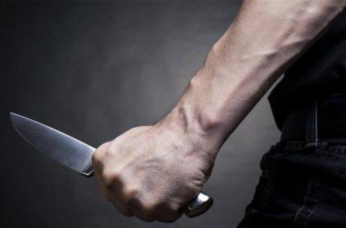 Deputatlığa namizədin bıçaqladığı bildirilən şəxs əməliyyat edilib, vəziyyəti orta ağırdır – YENİLƏNİB