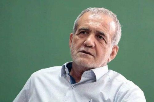 Pezeşkian gözyaşlarını saxlaya bilmədi - FOTO