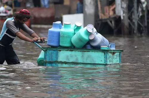 Pakistanda 44 illik yağış rekordu qırılıb
