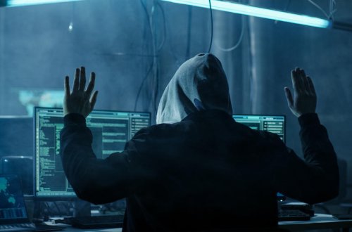 Qadının kartından 50 min manat oğurlandı: DİN vətəndaşlara müraciət etdi