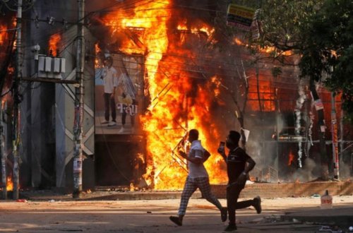 Banqladeşdə iğtişaşlar zamanı ən azı 300 nəfər ölüb