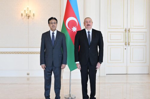 Prezident Pakistanın səfirini qəbul etdi - FOTO